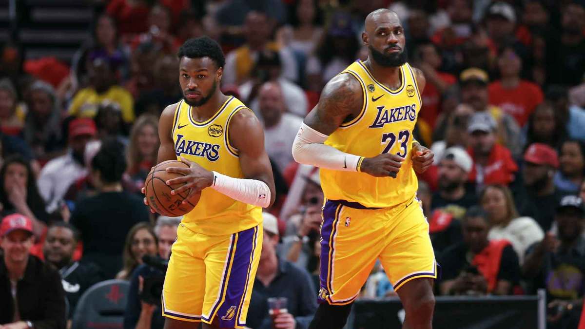 星空体育ESPN记者:湖人队内部人士暗示詹姆斯父子可能一起转投新球队